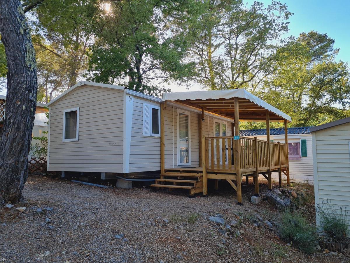 Отель Camping Lou Cantaire Фаянс Экстерьер фото