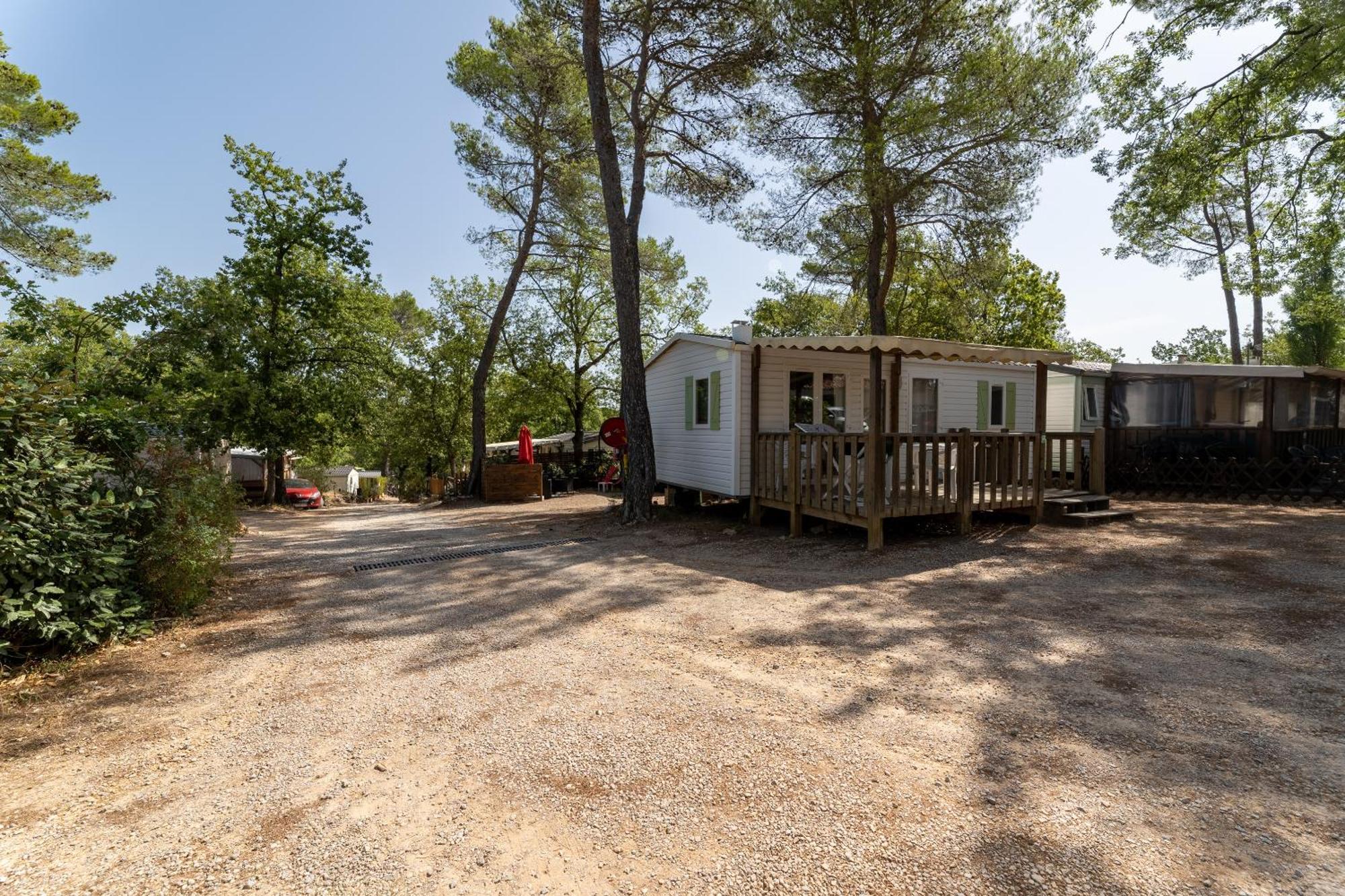 Отель Camping Lou Cantaire Фаянс Экстерьер фото